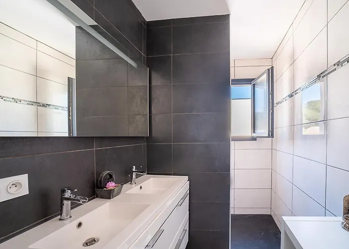 Ferienhaus Bienvenue Chez Sandyan- A 15 Minutes De La